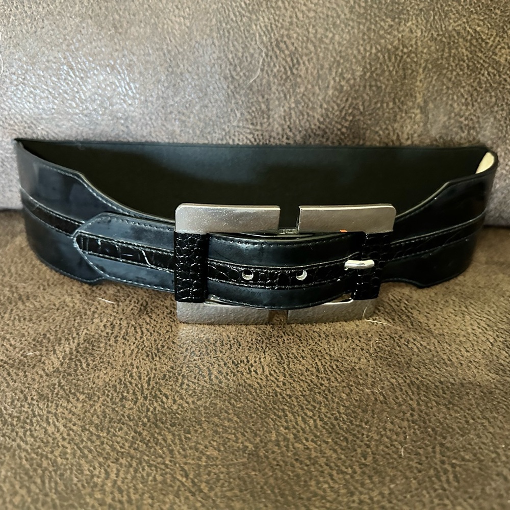 Dress belt